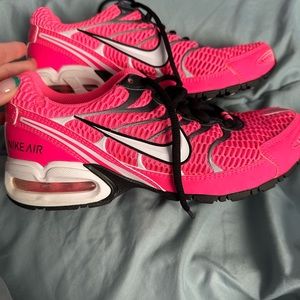 Women’s Nike air torch 4